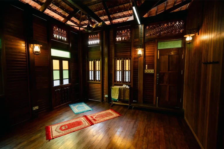 Prayer Room for Women & Men